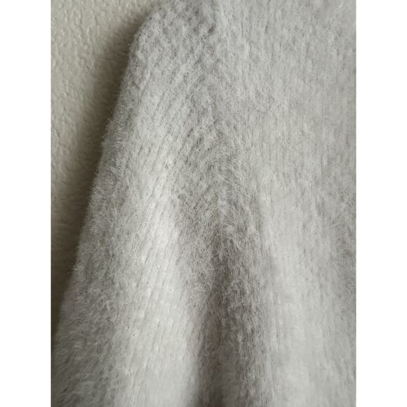 BDG Urban Outfitters Fluffy Ballet Womens Wrap Sweater White Long Sleeve Medium - Picture 4 of 6